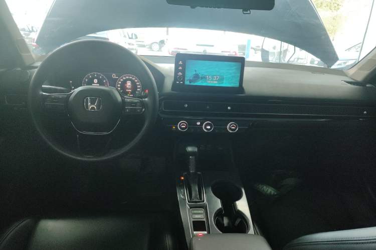 Used Honda Civic 2023 240TURBO CVT Dynamic Edition Interior 2
