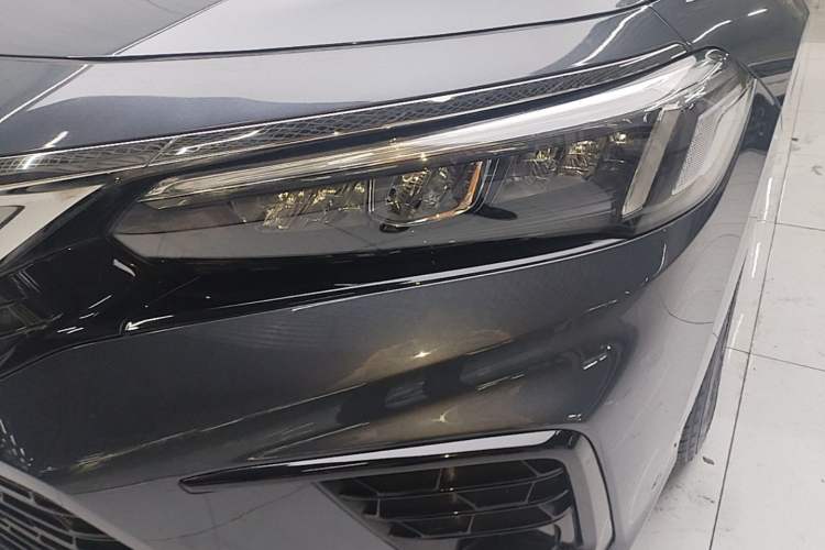 Used Honda Civic 2023 240TURBO CVT Dynamic · Center Stage Special Edition Left Front Headlight