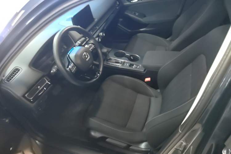Used Honda Civic 2023 240TURBO CVT Dynamic Edition Left Front Seat