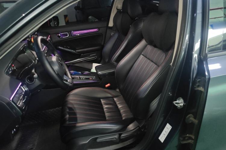 Used Honda Civic 2023 240TURBO CVT Dynamic · Center Stage Special Edition Left Front Seat
