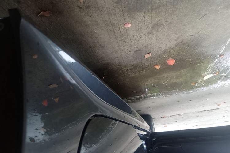 Used Honda Civic 2023 240TURBO CVT Dynamic · Center Stage Special Edition Left Side Sill