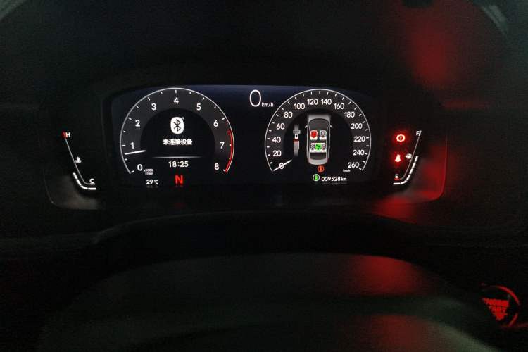 Used Honda Civic 2023 240TURBO CVT Dynamic Edition Odometer Close Up