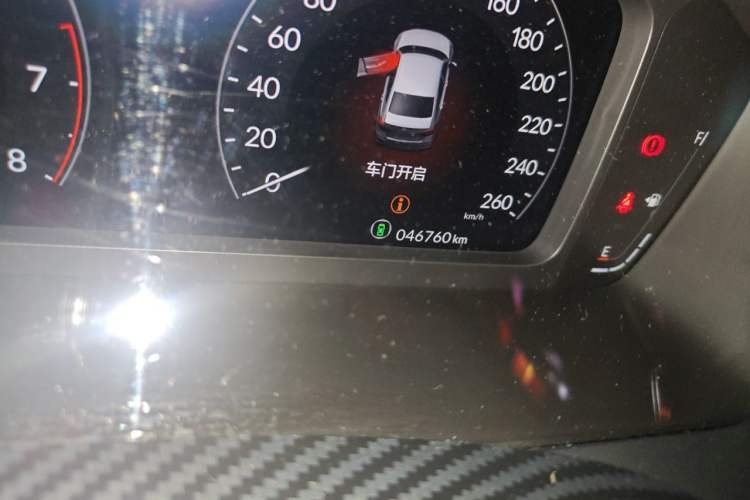 Used Honda Civic 2023 240TURBO CVT Dynamic · Center Stage Special Edition Odometer Close Up
