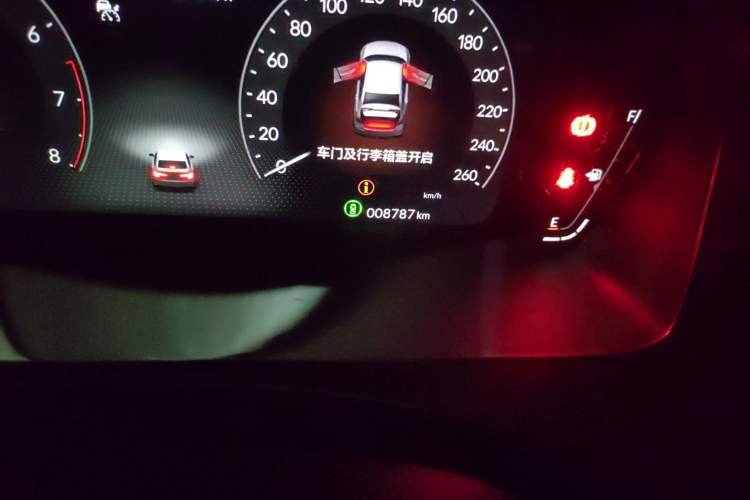 Used Honda Civic 2023 240TURBO CVT Dynamic · Center Stage Special Edition Odometer Close Up