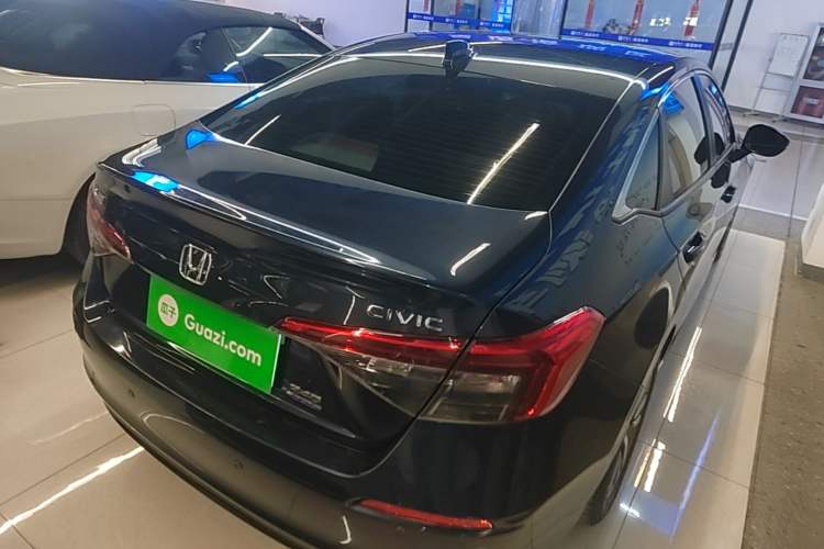 Used Honda Civic 2023 240TURBO CVT Dynamic Edition Rear Right 45 Deg