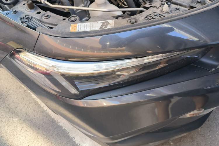 Used Honda Civic 2023 240TURBO CVT Dynamic Edition Right Front Headlight