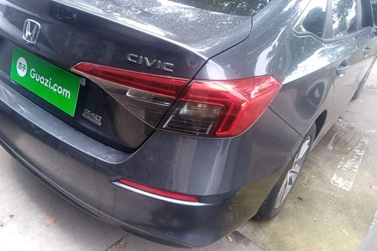 Used Honda Civic 2023 240TURBO CVT Dynamic · Center Stage Special Edition Right Rear Taillight