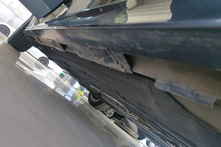 Used Honda Civic 2023 240TURBO CVT Dynamic Edition Right Side Sill