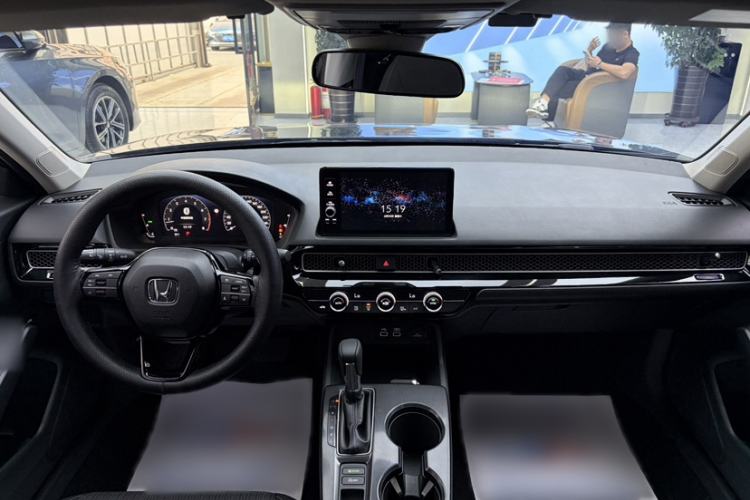 Used Honda Civic 2023 240TURBO CVT Dynamic Edition Steering Wheel