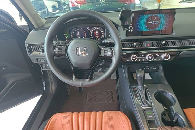Used Honda Civic 2023 240TURBO CVT Dynamic Edition Steering Wheel