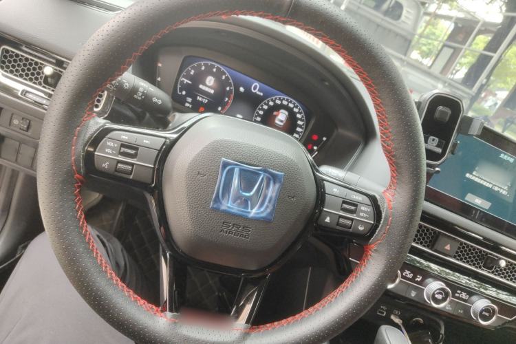 Used Honda Civic 2023 240TURBO CVT Dynamic Edition Steering Wheel