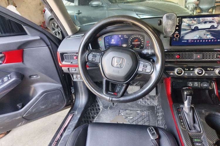 Used Honda Civic 2023 240TURBO CVT Dynamic Edition Steering Wheel