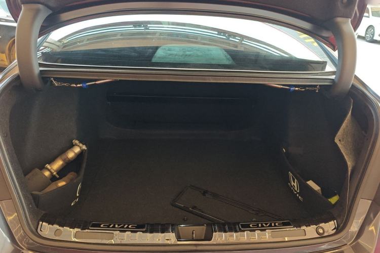 Used Honda Civic 2023 240TURBO CVT Dynamic Edition Trunk