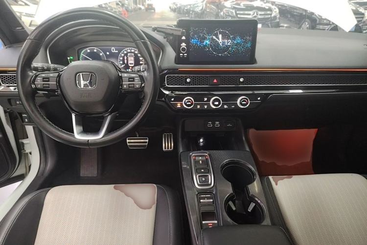 Used Honda Civic 2023 2.0L eHEV Swift Edition Center Console
