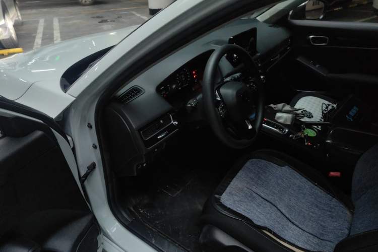 Used Honda Civic 2023 HATCHBACK 2.0L eHEV Extreme Edition Driver Seat