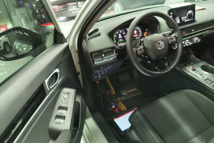 Used Honda Civic 2023 HATCHBACK 2.0L eHEV Extreme Edition Driver Seat