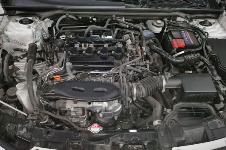Used Honda Civic 2023 240TURBO CVT Dynamic Edition Engine Bay