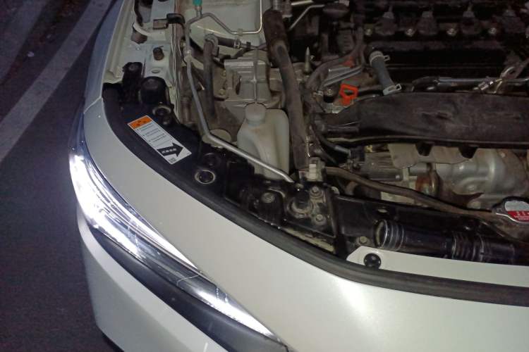 Used Honda Civic 2023 240TURBO CVT Dynamic Edition Engine Bay Right