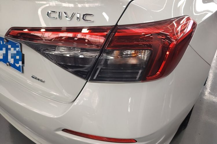 Used Honda Civic 2023 2.0L eHEV Swift Edition Exterior 3