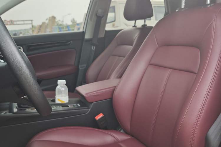 Used Honda Civic 2023 HATCHBACK 240TURBO CVT Zhiyue Edition Interior 3