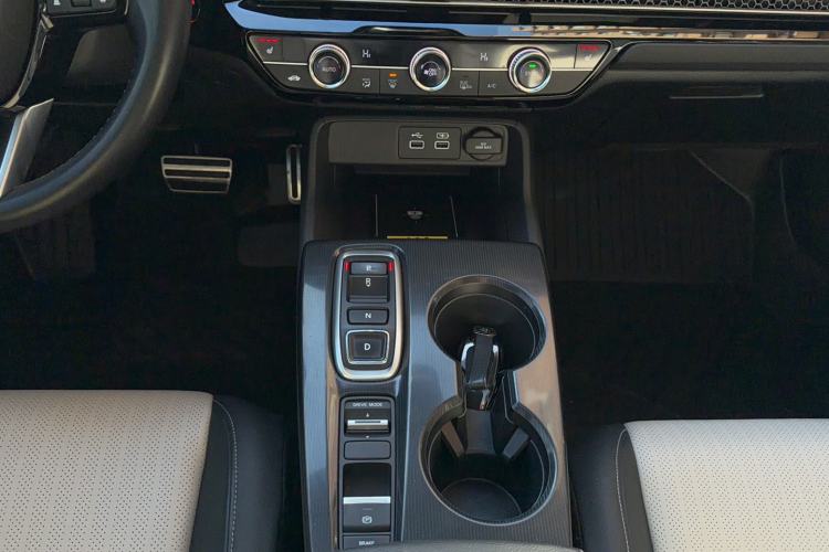Used Honda Civic 2023 2.0L eHEV Swift Edition Interior 5