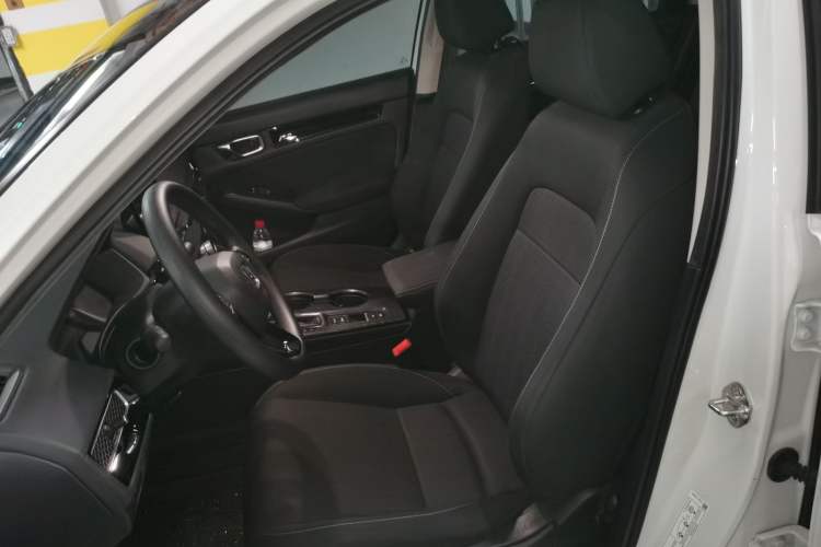 Used Honda Civic 2023 240TURBO CVT Dynamic Edition Left Front Seat