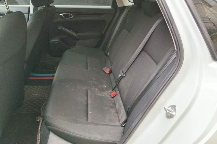 Used Honda Civic 2023 2.0L eHEV Pioneer Edition Left Rear Seat