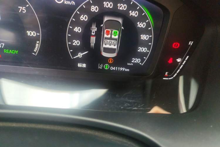 Used Honda Civic 2023 2.0L eHEV Sharp Edition Odometer Close Up