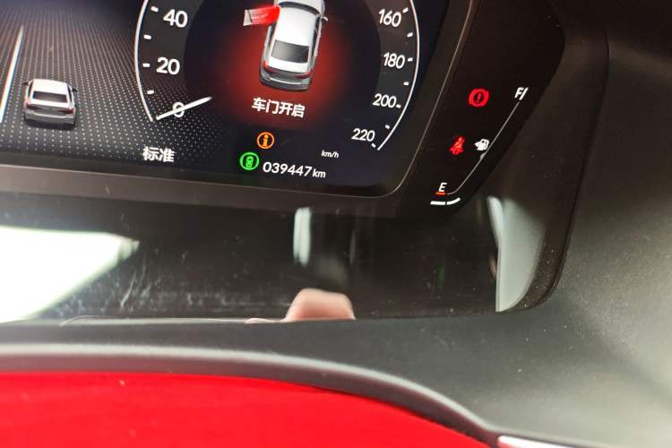 Used Honda Civic 2023 2.0L eHEV Swift Edition Odometer Close Up