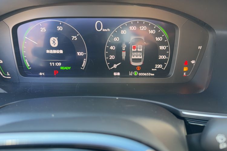 Used Honda Civic 2023 2.0L eHEV Swift Edition Odometer Close Up