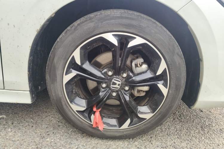 Used Honda Civic 2023 2.0L eHEV Sharp Edition Right Front Wheel Hub
