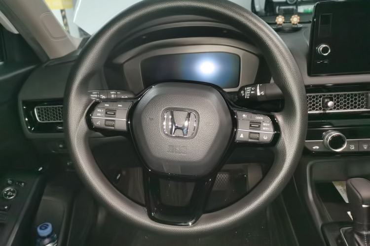 Used Honda Civic 2023 240TURBO CVT Dynamic Edition Steering Wheel