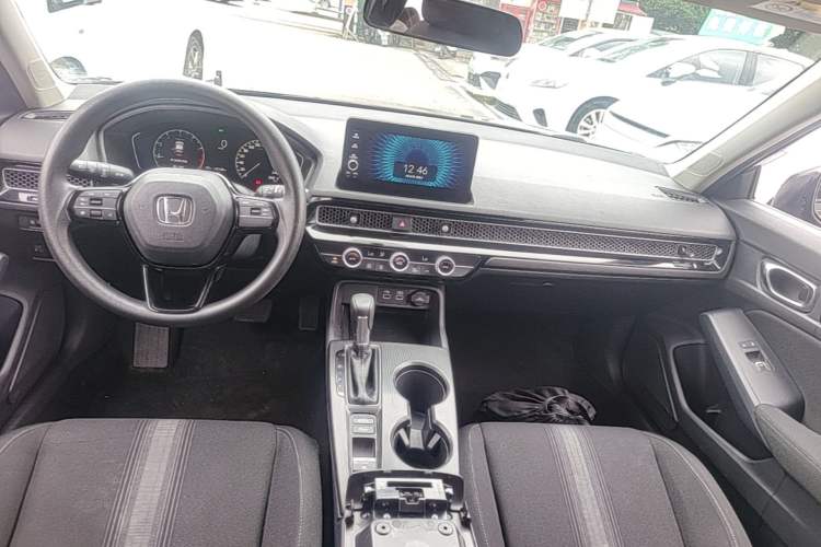 Used Honda Civic 2023 HATCHBACK 240TURBO CVT Zhiyue Edition Center Console