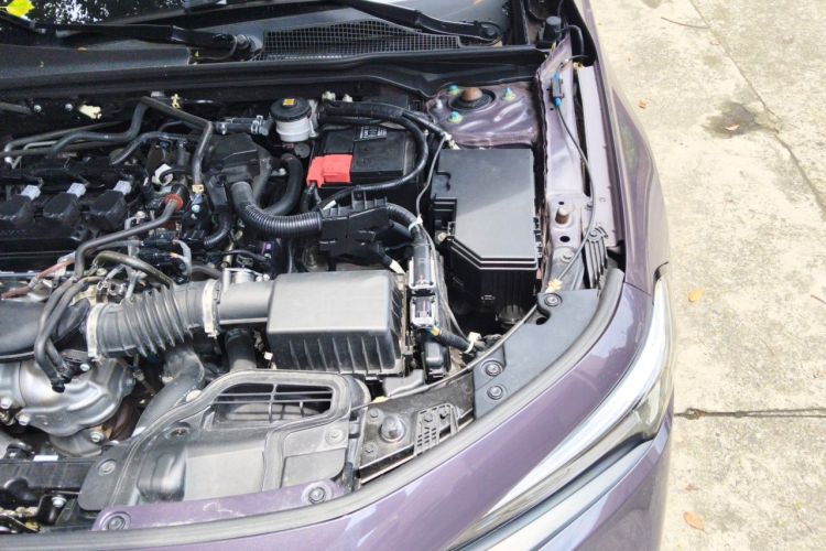 Used Honda Civic 2023 HATCHBACK 240TURBO CVT Extreme Edition Engine Bay Left