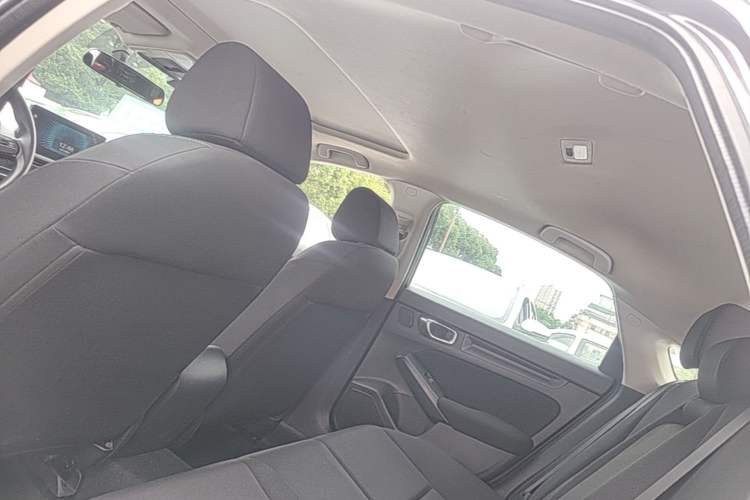 Used Honda Civic 2023 HATCHBACK 240TURBO CVT Zhiyue Edition Headliner
