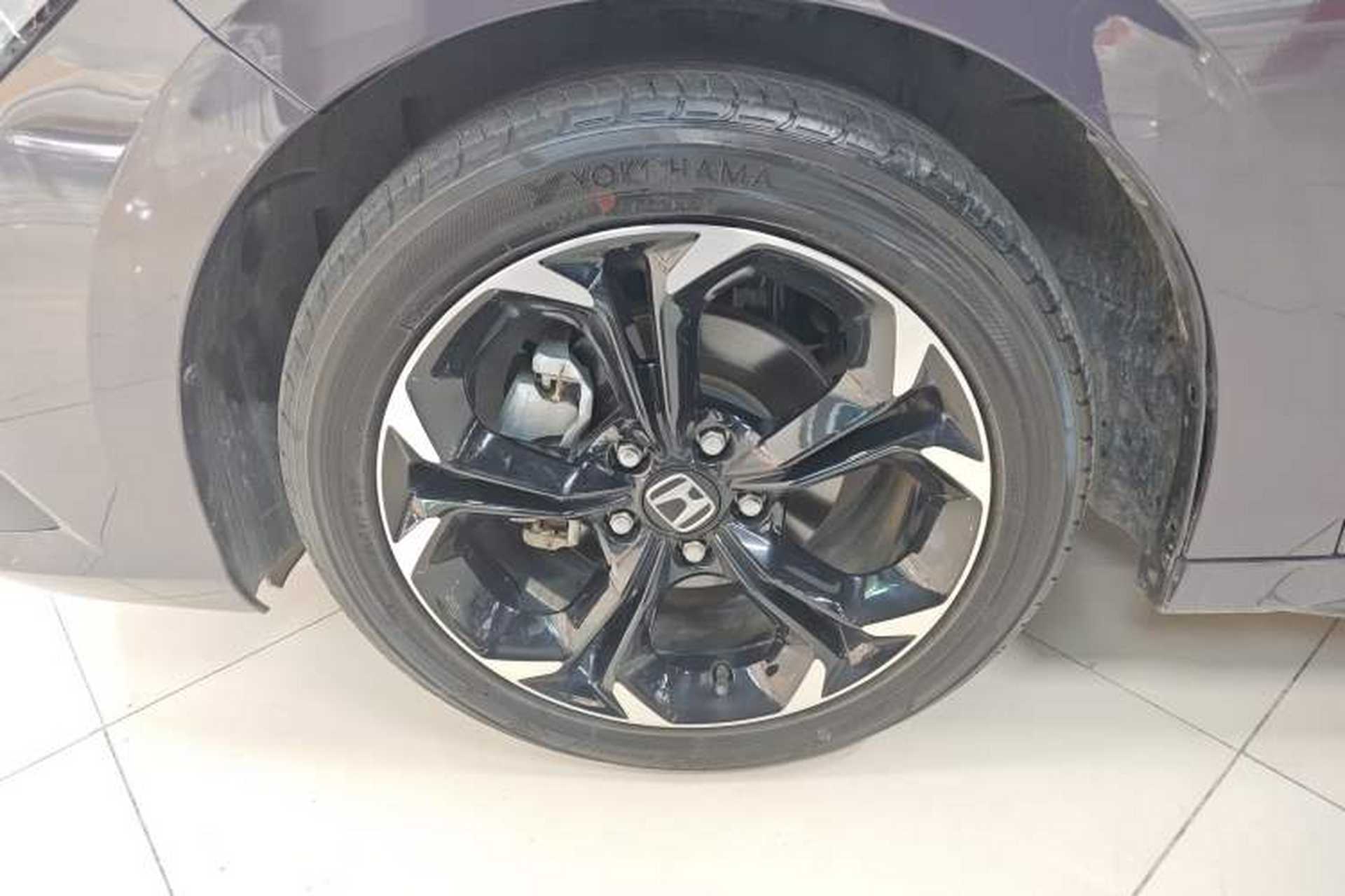 Used Honda Civic 2023 HATCHBACK 240TURBO CVT Extreme Edition Left Front Wheel Hub
