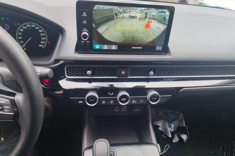 Used Honda Civic 2023 HATCHBACK 240TURBO CVT Zhiyue Edition Audio And AC Panel