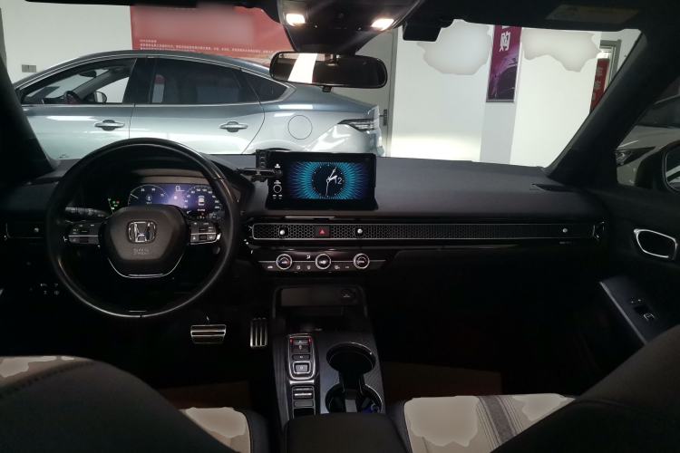Used Honda Civic 2023 2.0L eHEV Sharp Edition Interior 2