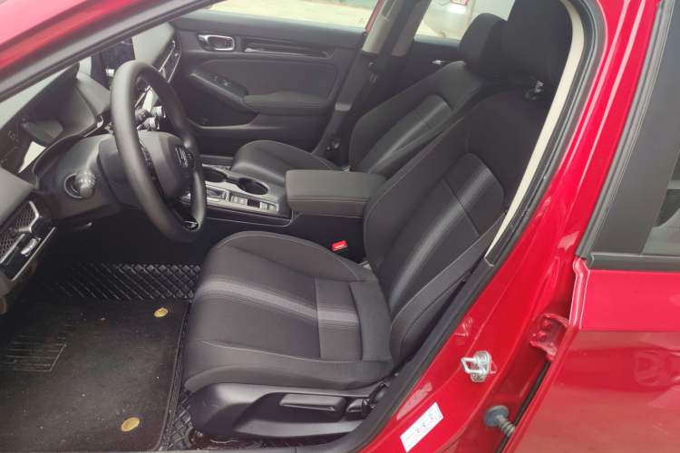 Used Honda Civic 2023 HATCHBACK 240TURBO CVT Zhiyue Edition Left Front Seat