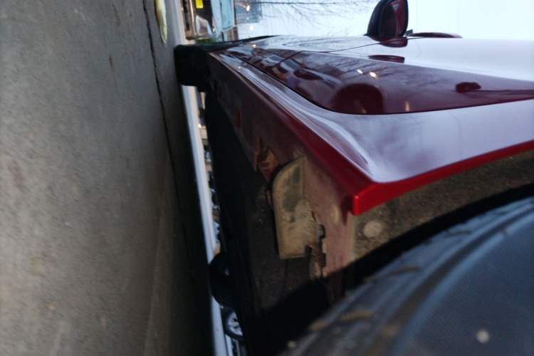 Used Honda Civic 2023 240TURBO CVT Dynamic · Center Stage Special Edition Left Side Sill