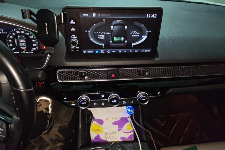 Used Honda Civic 2023 2.0L eHEV Swift Edition Audio And AC Panel