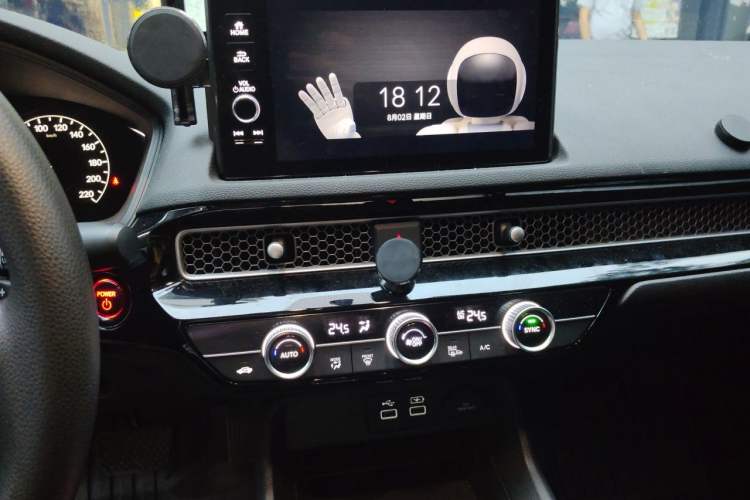 Used Honda Civic 2023 2.0L eHEV Pioneer Edition Audio And AC Panel