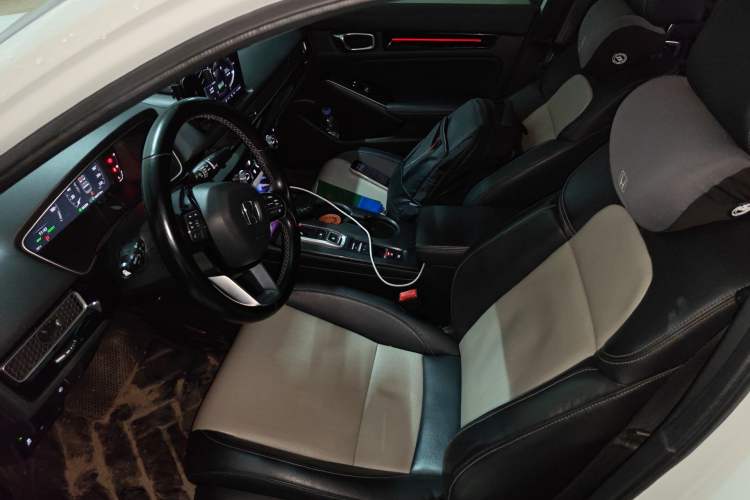 Used Honda Civic 2023 2.0L eHEV Swift Edition Left Front Seat