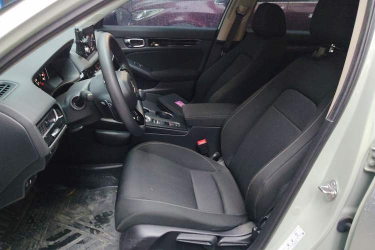 Used Honda Civic 2023 2.0L eHEV Pioneer Edition Left Front Seat