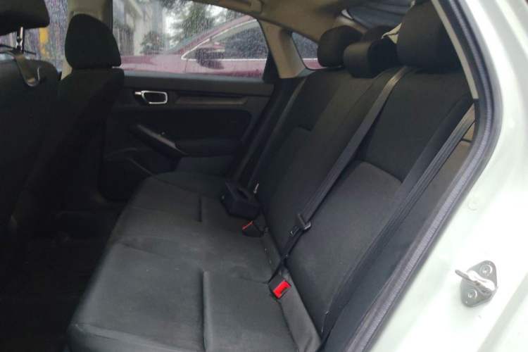 Used Honda Civic 2023 2.0L eHEV Pioneer Edition Left Rear Seat