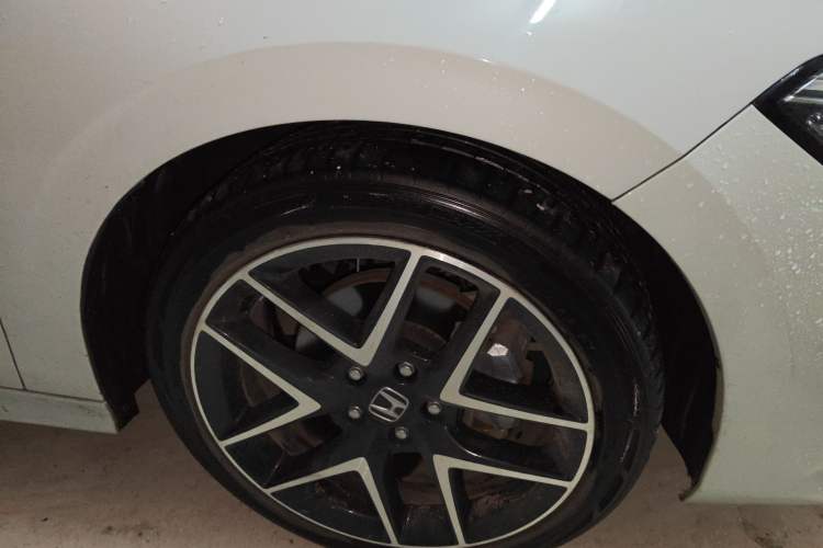 Used Honda Civic 2023 2.0L eHEV Swift Edition Right Front Wheel Hub