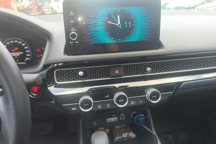 Used Honda Civic 2023 240TURBO CVT Dynamic · Center Stage Special Edition Audio And AC Panel