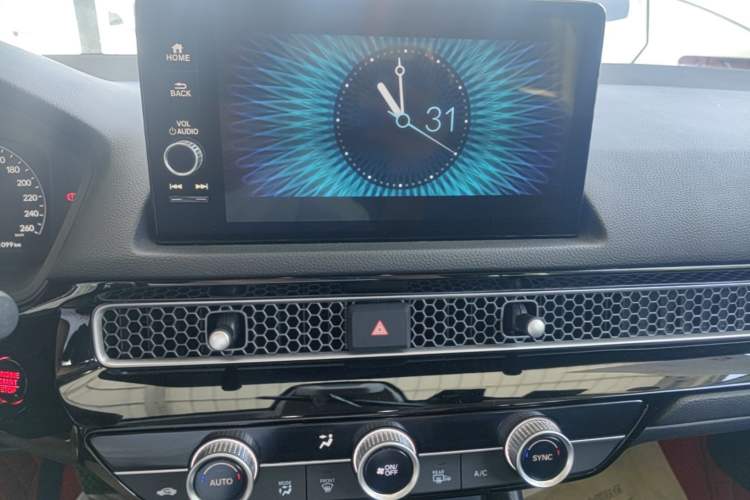 Used Honda Civic 2023 240TURBO CVT Dynamic Edition Audio And AC Panel