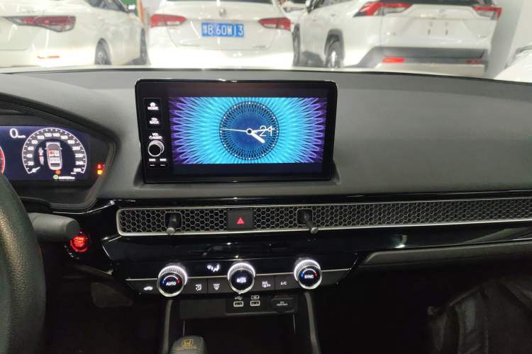 Used Honda Civic 2023 240TURBO CVT Dynamic · Center Stage Special Edition Audio And AC Panel