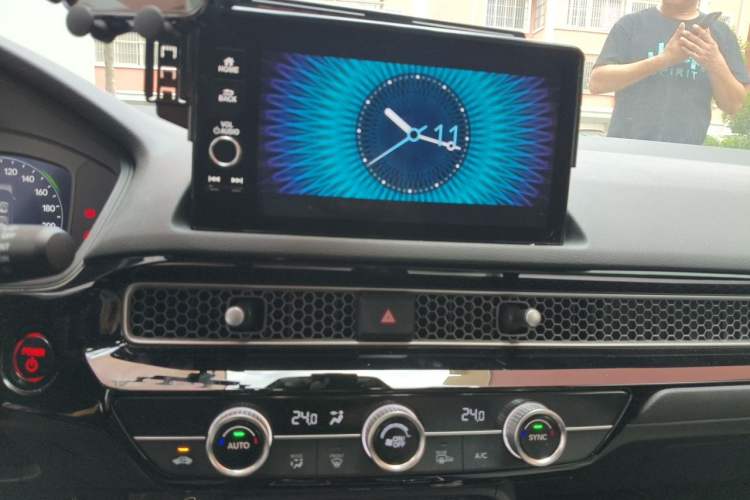 Used Honda Civic 2023 HATCHBACK 2.0L eHEV Extreme Control Edition Audio And AC Panel